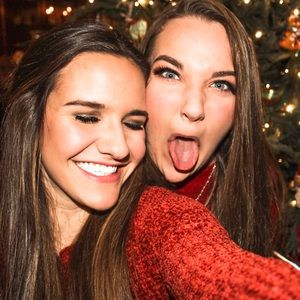 Meet your Posher, Caroline